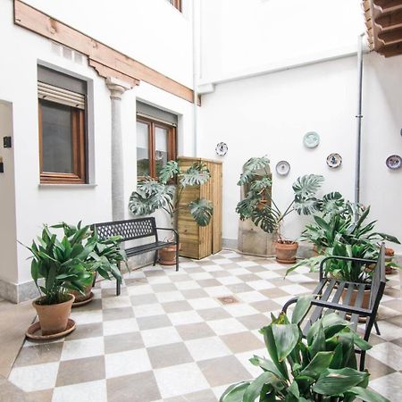 Tuguest Plaza De Gracia Apartment Granada Exterior photo